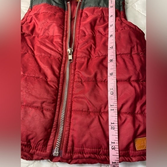 7 For all man kind puffer vest size 2T - Picture 5 of 6